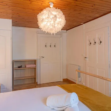 Rimaye Blanche - A Bright And Cozy 1 Bed *