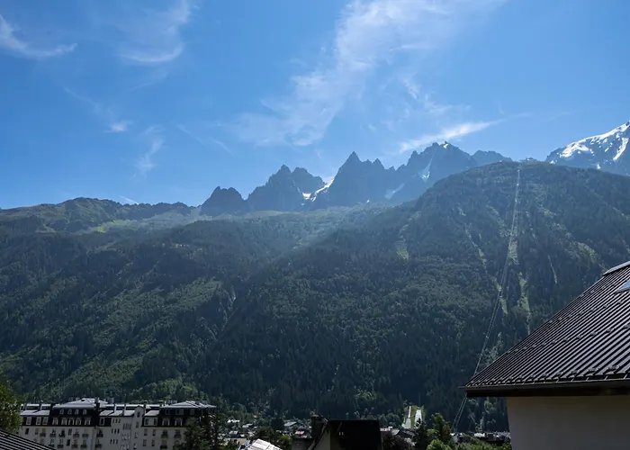 Апартаменти Rimaye Blanche - A Bright And Cozy 1 Bed